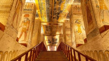 Unveiling the Archaeology of Ancient Egypt